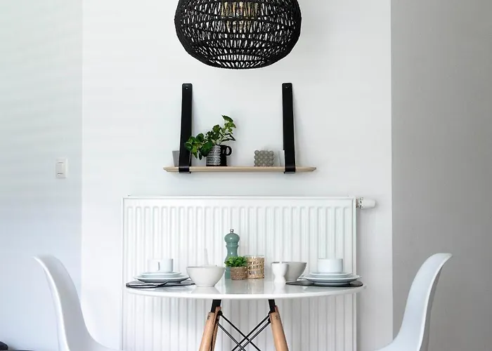 Waterfront Apartament *